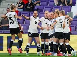 热刺截胡！签下费耶诺德中场核心